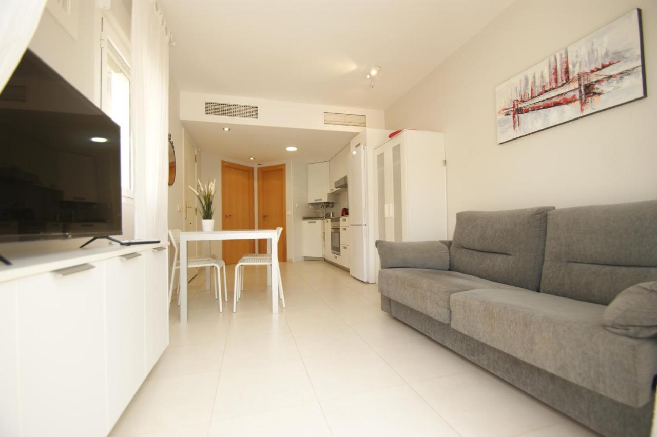 Apartamento En Vera A 300 M De La Playa, Con Patio Y Salida Directa A Calle Εξωτερικό φωτογραφία