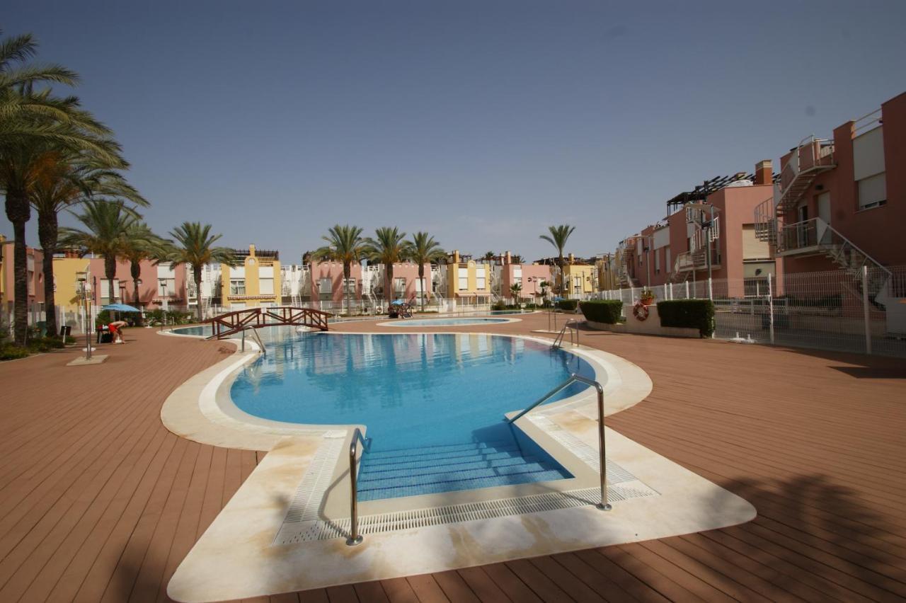 Apartamento En Vera A 300 M De La Playa, Con Patio Y Salida Directa A Calle Εξωτερικό φωτογραφία