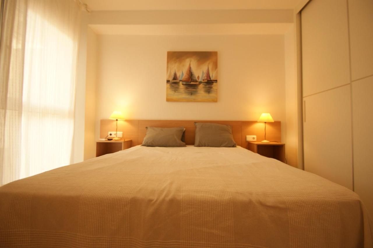 Apartamento En Vera A 300 M De La Playa, Con Patio Y Salida Directa A Calle Εξωτερικό φωτογραφία