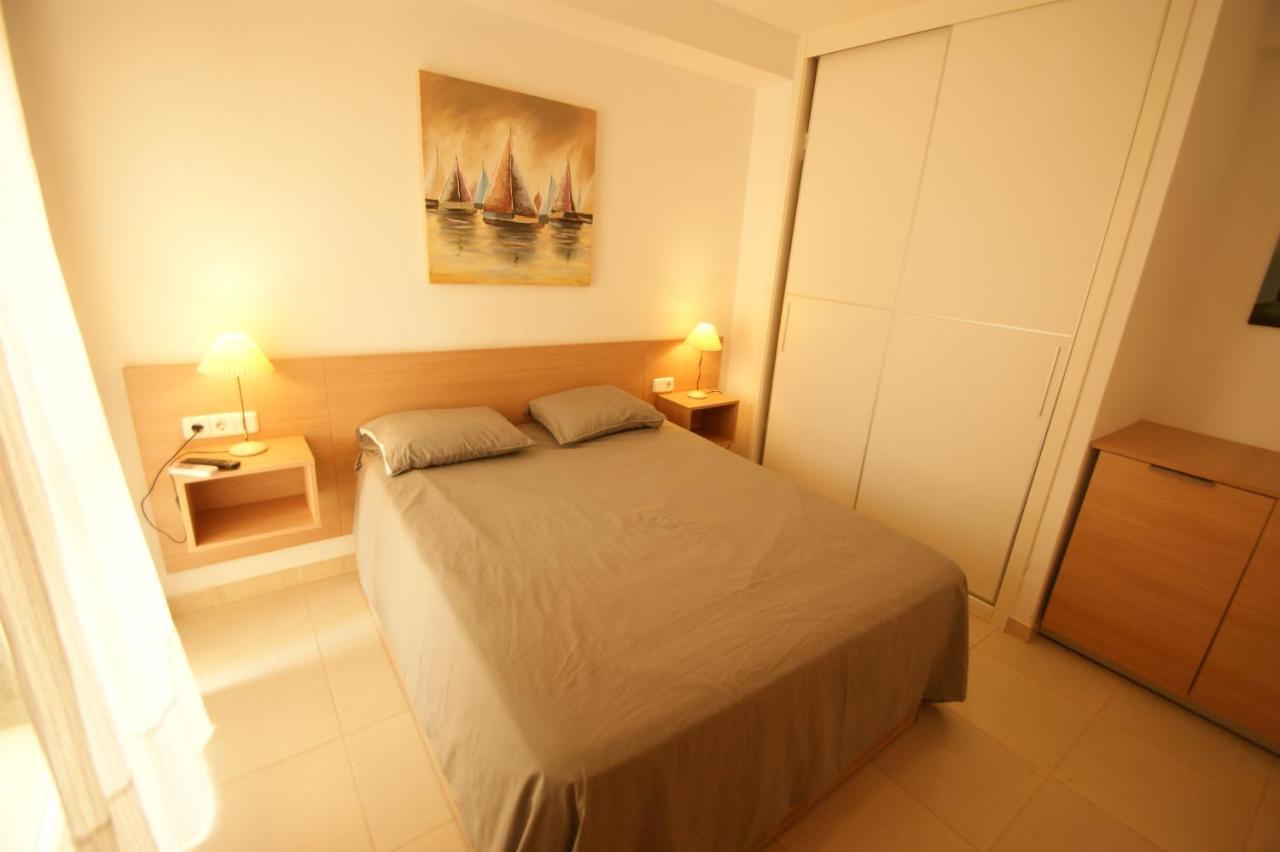 Apartamento En Vera A 300 M De La Playa, Con Patio Y Salida Directa A Calle Εξωτερικό φωτογραφία