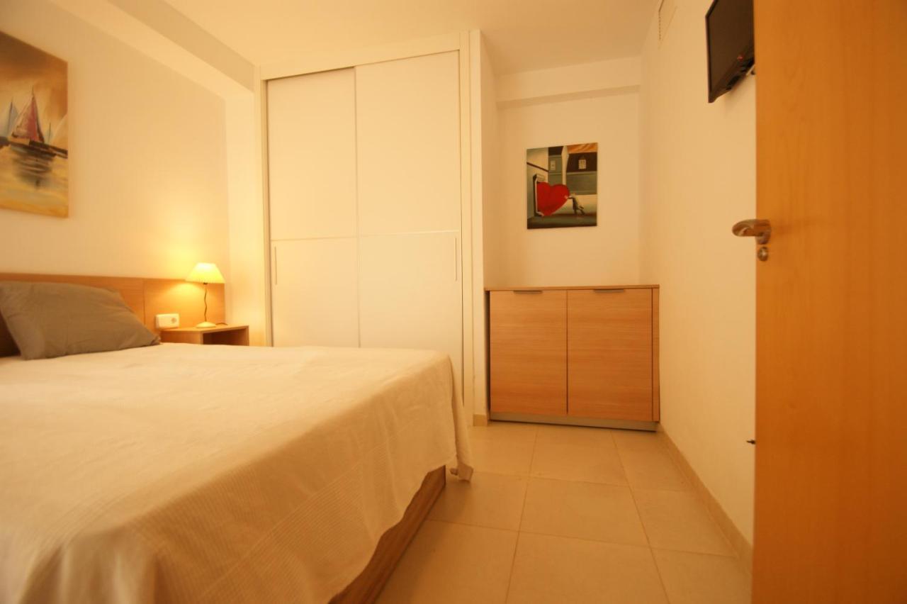 Apartamento En Vera A 300 M De La Playa, Con Patio Y Salida Directa A Calle Εξωτερικό φωτογραφία
