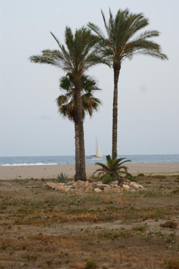 Apartamento En Vera A 300 M De La Playa, Con Patio Y Salida Directa A Calle Εξωτερικό φωτογραφία