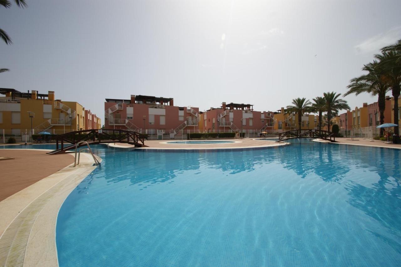 Apartamento En Vera A 300 M De La Playa, Con Patio Y Salida Directa A Calle Εξωτερικό φωτογραφία